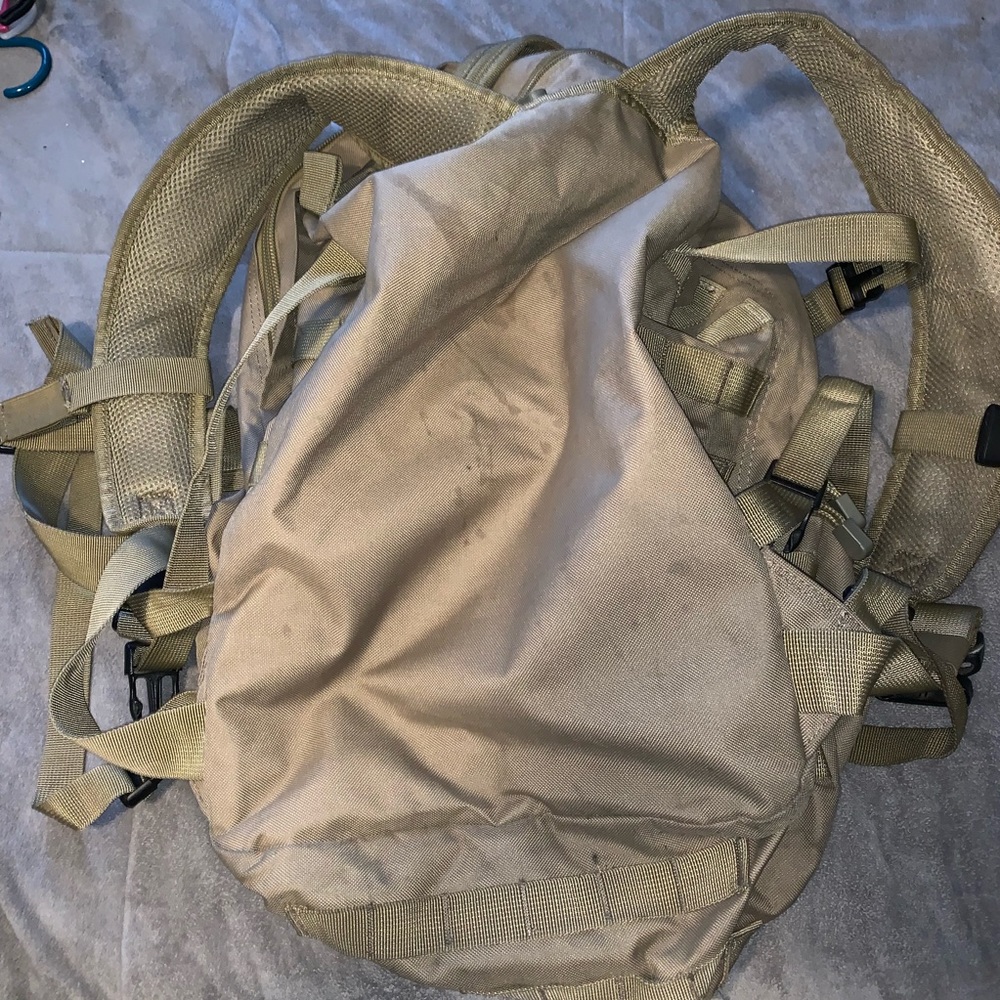 Smith & Wesson Tactical Backpack - image 2